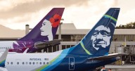 Alaska Airlines lifts ground stop; tech outage disrupts several Hawaiian Airlines flights