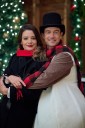 Robert Buckley Teases Opposites Attract Love Story in Holiday Hallmark Film