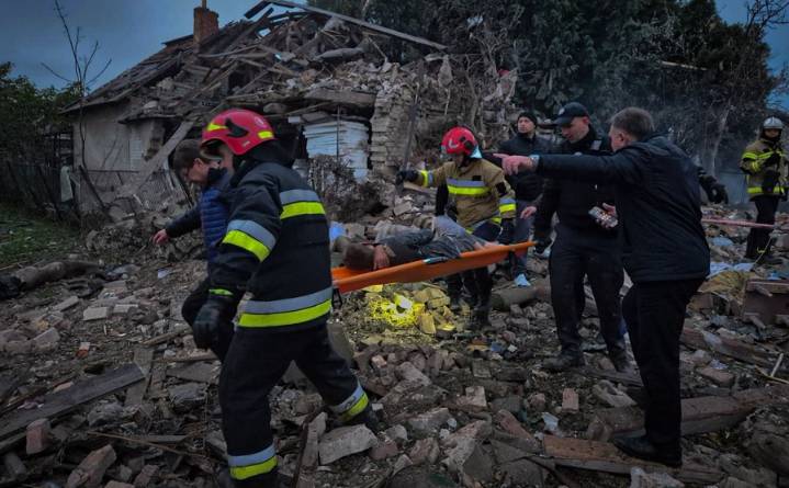 Rusia lanza mayor ataque desde inicio de la guerra contra Leópolis, fronteriza con Polonia