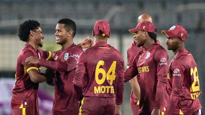 Akeal Hosein's Dhaka adventure: 4am arrival followed by Super Over heroics
