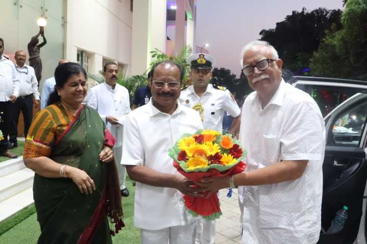 Goa Governor Pusapati Ashok Gajapathi Raju accorded warm welcome at Raj Bhavan, Agartala