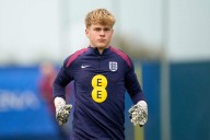 Manchester United complete signing of England youth goalkeeper from Derby County
