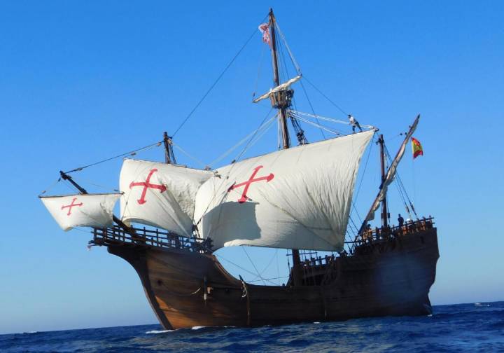 La nao Santa María llega a Donostia por primera vez
