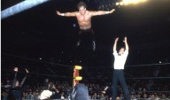 Mató a su familia y se suicidó: El brutal crimen de una megaestrella de la WWE que dejó en "shock" a la lucha libre