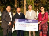 Industries Minister present cheque of Rs. 50 Lakh to CM towards Aapda Rahat Kosh