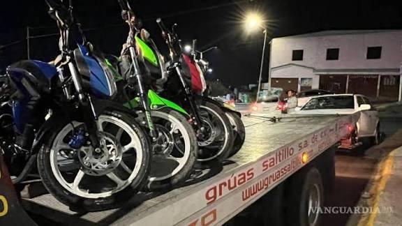 Detienen a seis jóvenes con motocicletas robadas, en Saltillo