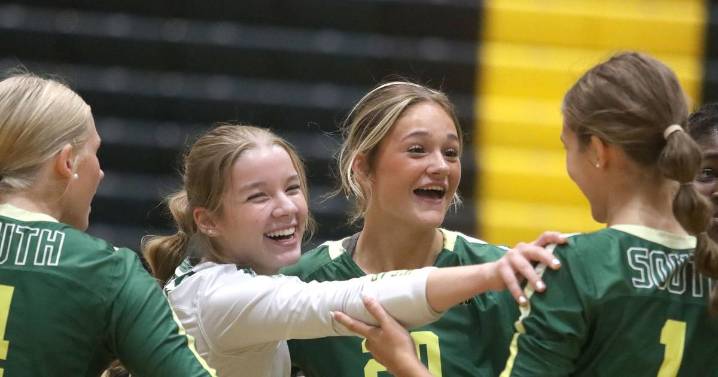 Bobbi Wire, Sahara Okirika lift Crystal Lake South to sweep against Crystal Lake Central