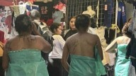 Comerciantes rapan y desnudan a tres mujeres en tianguis de Puebla