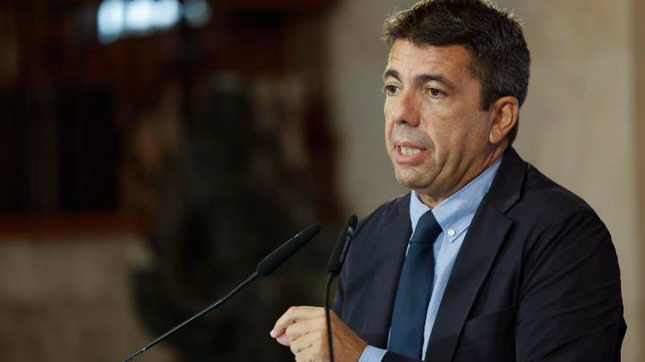 Carlos Mazón acompañó a Maribel Vilaplana a un parking tras la comida de El Ventorro