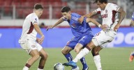 Universidad de Chile y Lanús empatan 2-2 en un emocionante duelo de Copa Sudamericana