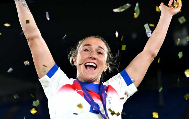 Lioness Lucy Bronze wins England Player of the Year