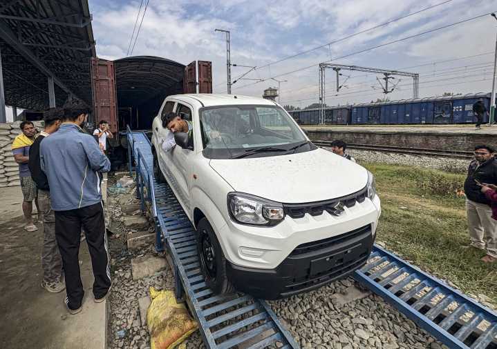 Train To Kashmir Brings New Cars Directly From Manufacturing Plants To Valley