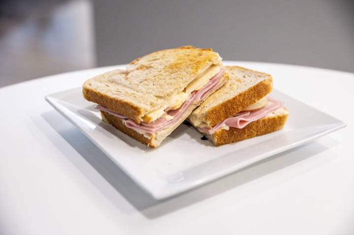 N.J. deli to give free bag lunches to anyone with SNAP card when benefits go dark starting Saturday