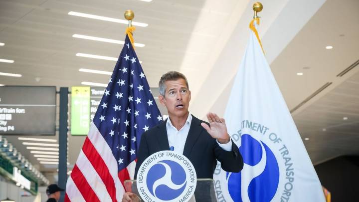 Government shutdown impact: Air traffic controllers