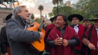 Reclamo por obras | El gobernador salteño agradeció a Facundo Saravia por acompañarlo en Plaza de Mayo