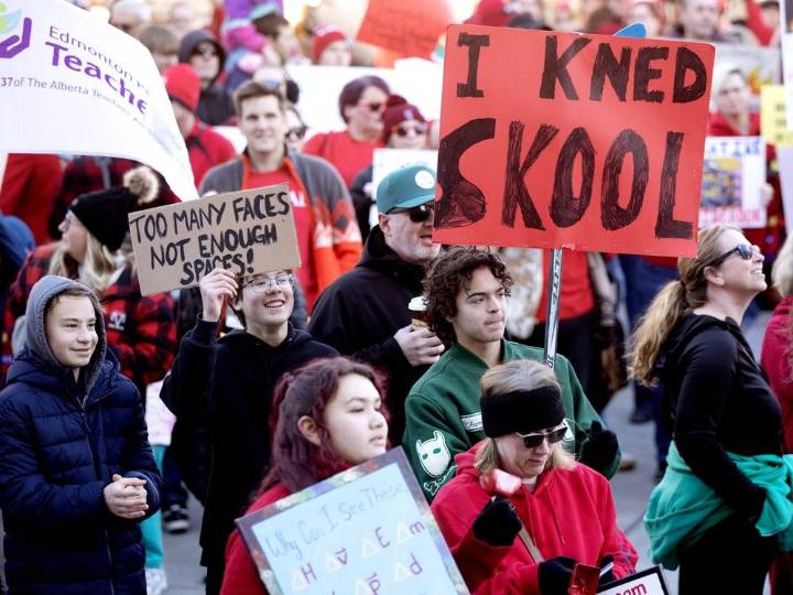 Teachers' strike: ATA to give update | Payment portal opening Oct. 14