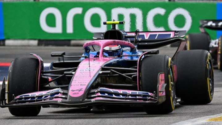 Franco Colapinto tuvo una leve mejora al terminar 16° en las últimas prácticas libres del Gran Premio de Singapur