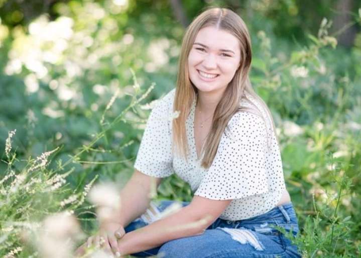 Learn how to help a young West Fargo woman fighting ovarian cancer and other ways to Lend A Hand Up
