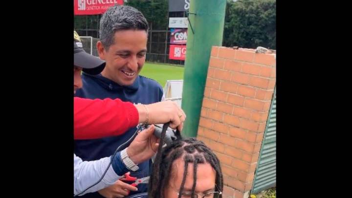 CM de Fortaleza cumplió y tras las clasificación del club hizo un cambio extremo y todo quedó en video