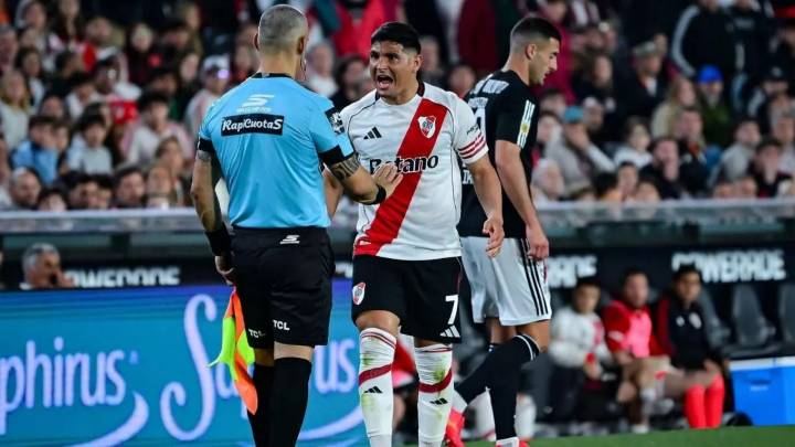 Malas noticias para River: la dura sanción que recibió Maxi Salas por su expulsión