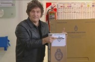 Javier Milei votó en medio de un gran operativo