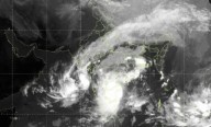 Cyclone Montha Landfall Process Begins, Rain Intensity Increases In Odisha