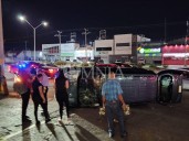 Choque volcadura provoca caos vial en el boulevard Ortiz Mena