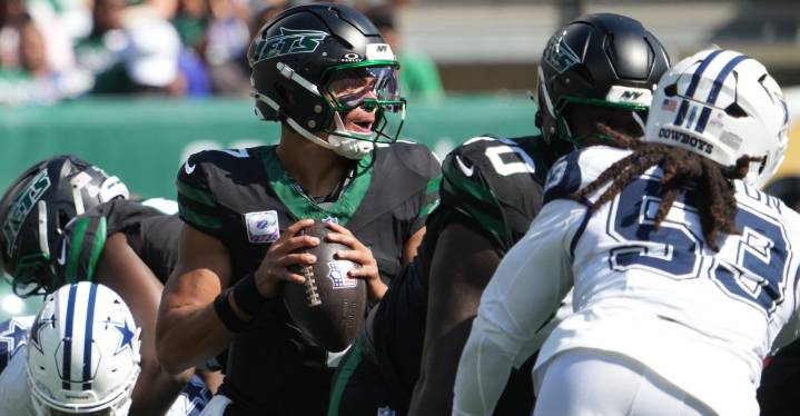Justin Fields questions the value of time-to-pass statistic: Why I agree