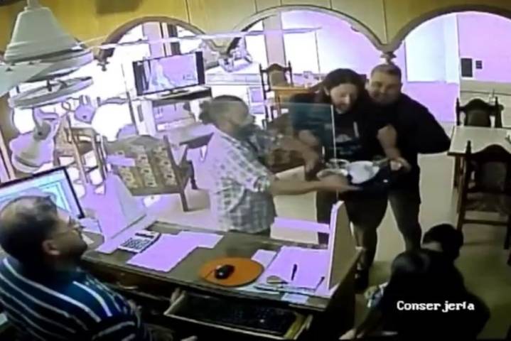 Un cúmulo de denuncias cruzadas, un niño como rehén de un litigio entre padres y un doble femicidio atroz