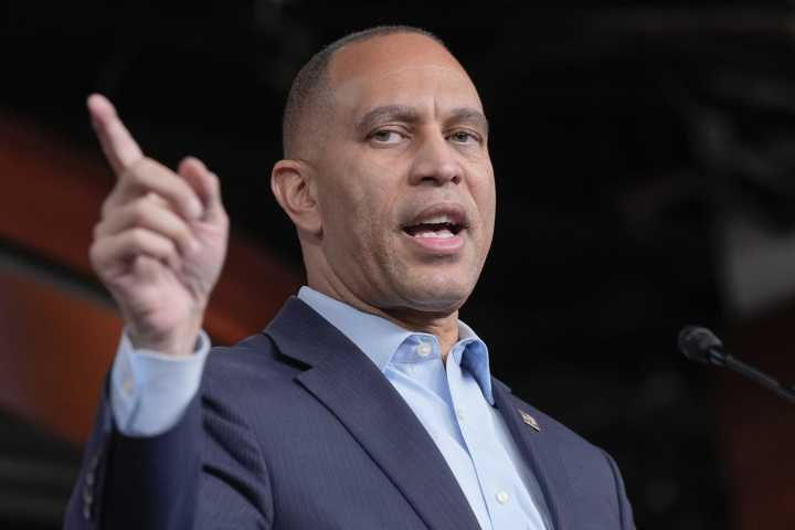 Government shutdown updates: Senate adjourns until Monday, SNAP funding to lapse