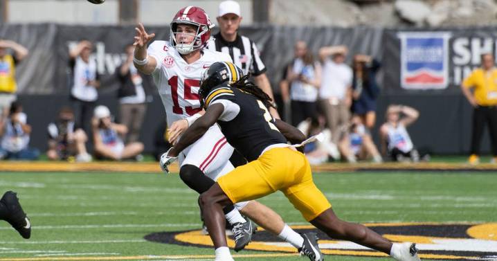 No. 6 Alabama has a knack for closing out tight games, a trait that was missing last year
