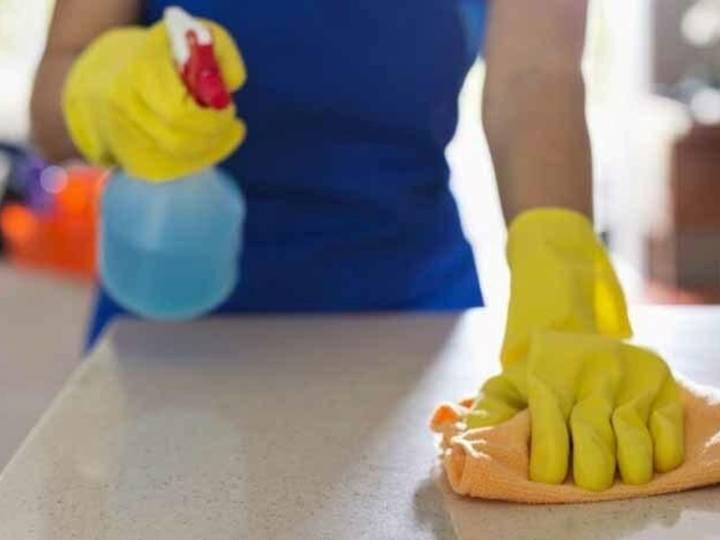Qué hacen el bicarbonato de sodio, vinagre y limón