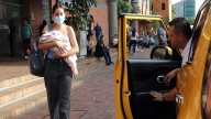 Madres Canguro del Hospital General ahora viajarán más cómodas gracias a donación de empresa de taxis