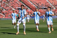 Argentina ganó 4-0 y será rival de México