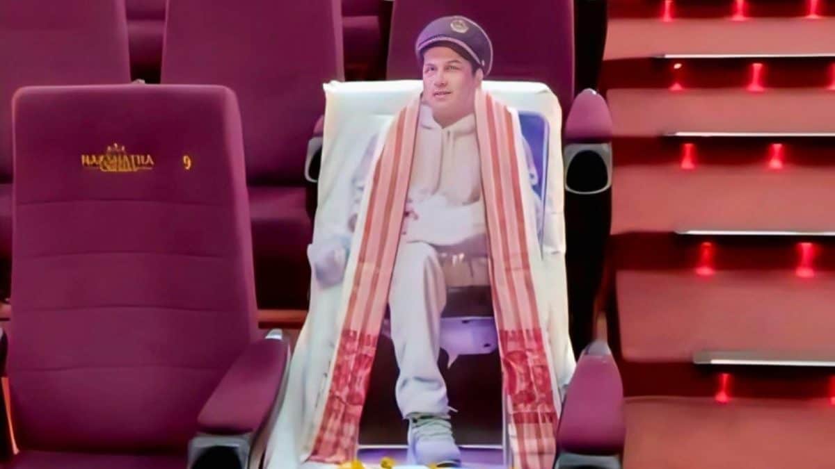 Assam Theatres Pay Tribute To Zubeen Garg, Reserve A Seat For Late Singer As Roi Roi Binale Releases
