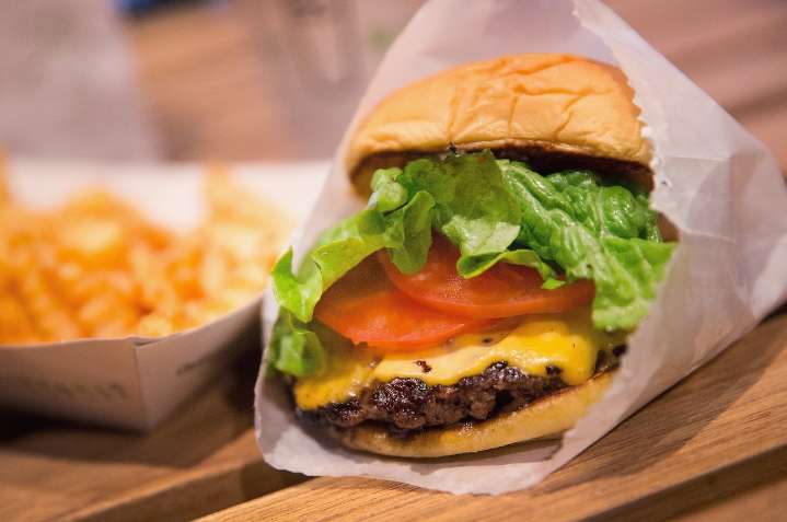 Dear Abby: Man demands his wife question price of each fast food item when calling in a to