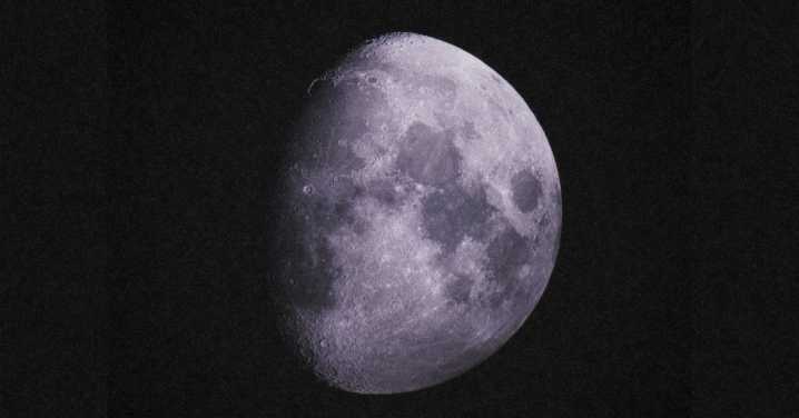 Today’s Moon Phase: October 3, 2025