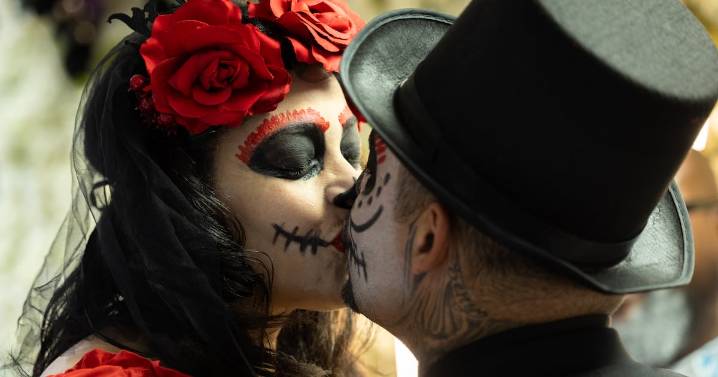 ‘Til death do us part: Metro Atlanta couples tie the knot on Halloween