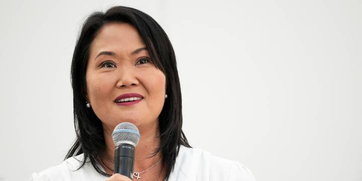 Keiko Fujimori afirma que sí trabaja: expone cargos como docente universitaria y encargada en editorial de libros