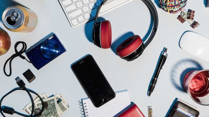 Clear A Cluttered Workspace With A Creative Use Of IKEA's Decorative Hand
