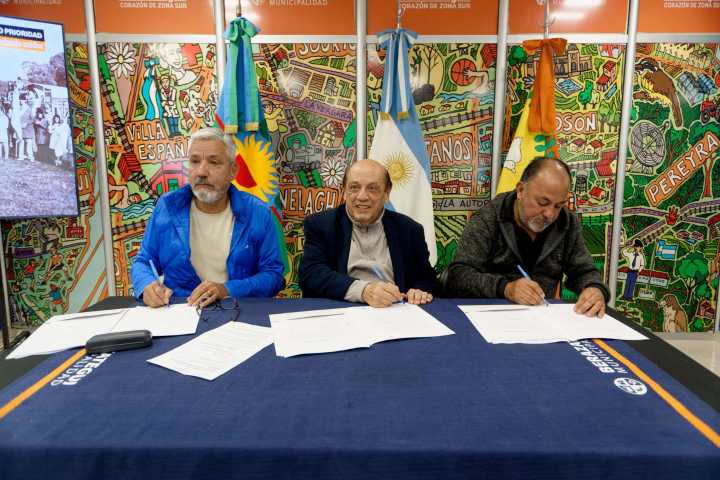Histórico convenio Colectivo de Trabajo municipal en el distrito