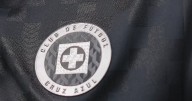 ¡Elegante! Cruz Azul sorprende a sus aficionados con revelación de nuevo jersey