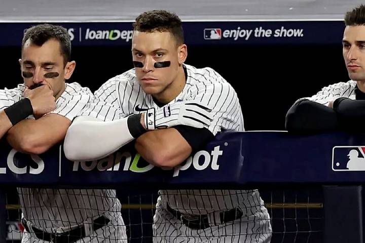 Los umpires fallaron en contra de los Yankees desde el primer pitcheo en el juego ante los Blue Jays