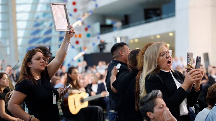 En imágenes: homenaje en Valencia a las víctimas de la dana en el primer aniversario de la catástrofe