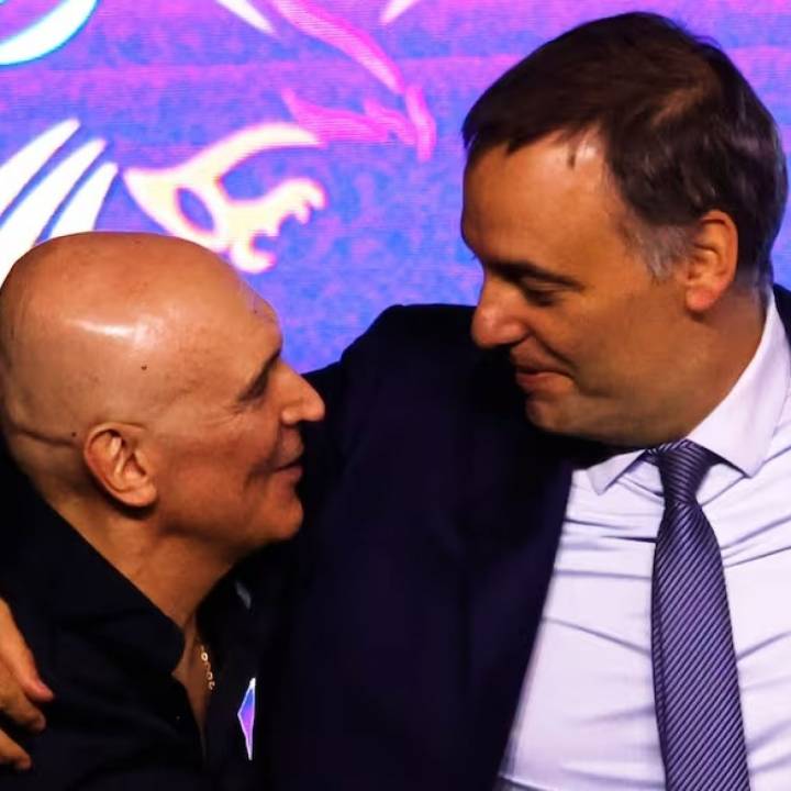 Adorni, sobre la defensa de Espert: Si faltan explicaciones, las tiene que seguir dando