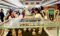 Gold coins to cars, India witnesses record-breaking festive sales