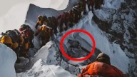 Snowstorm Traps 1000 People on Slopes of Mount Everest