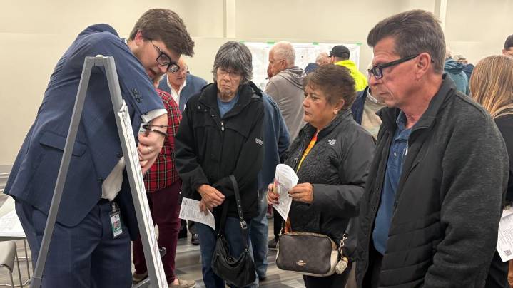 Brook Park residents weigh in on traffic, road plans near proposed Cleveland Browns stadium