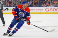 Deadspin | Stanley Cup race 'wide open' to begin NHL season