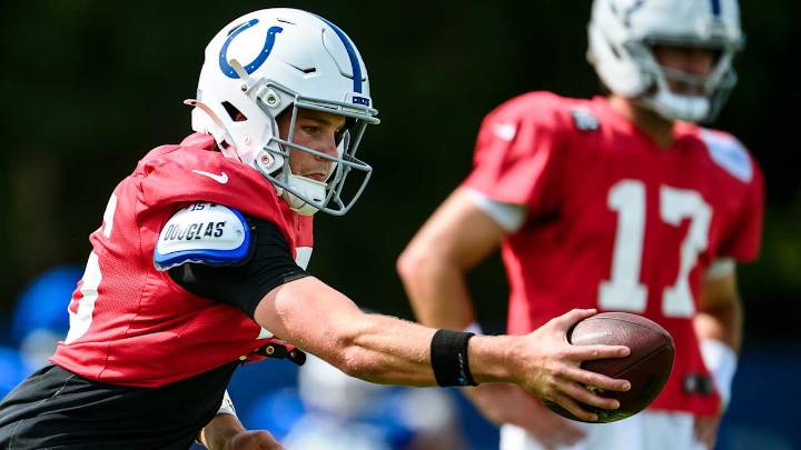 Riley Leonard leaning on connection with Daniel Jones in preparing to be Colts' backup quarterback for Week 7